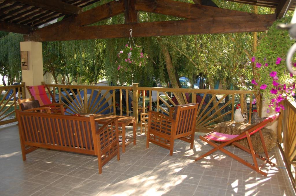 Camping La Ferme De Castellane Luaran gambar