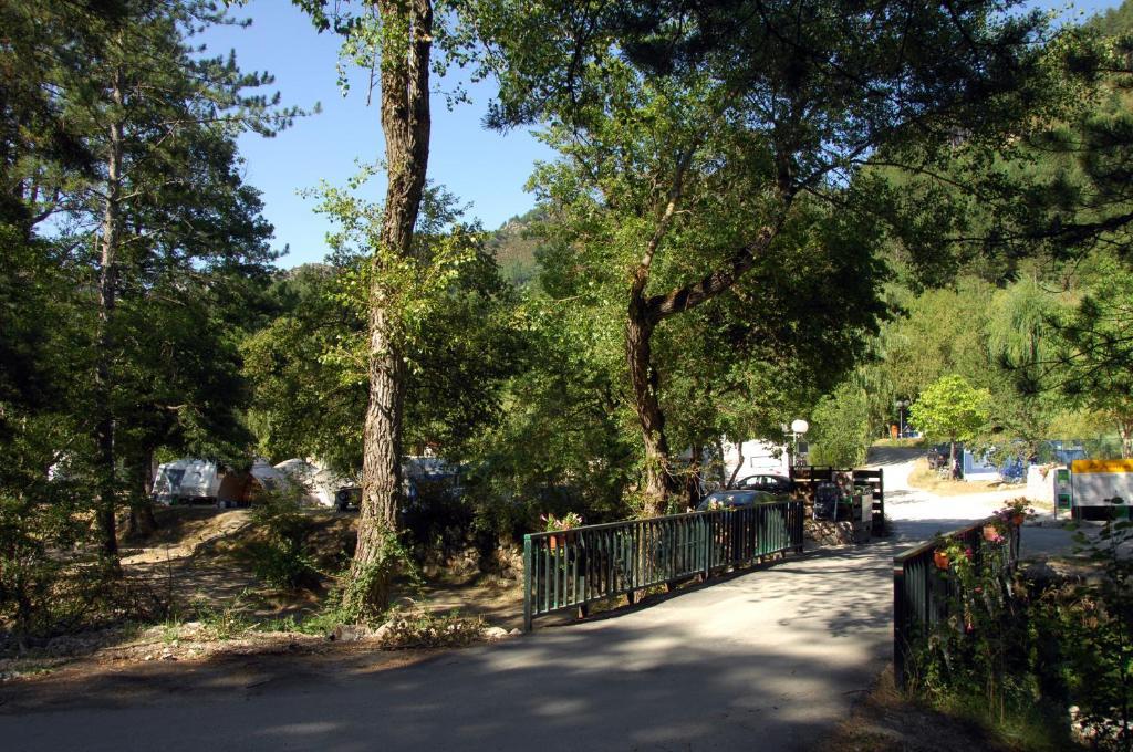 Camping La Ferme De Castellane Luaran gambar