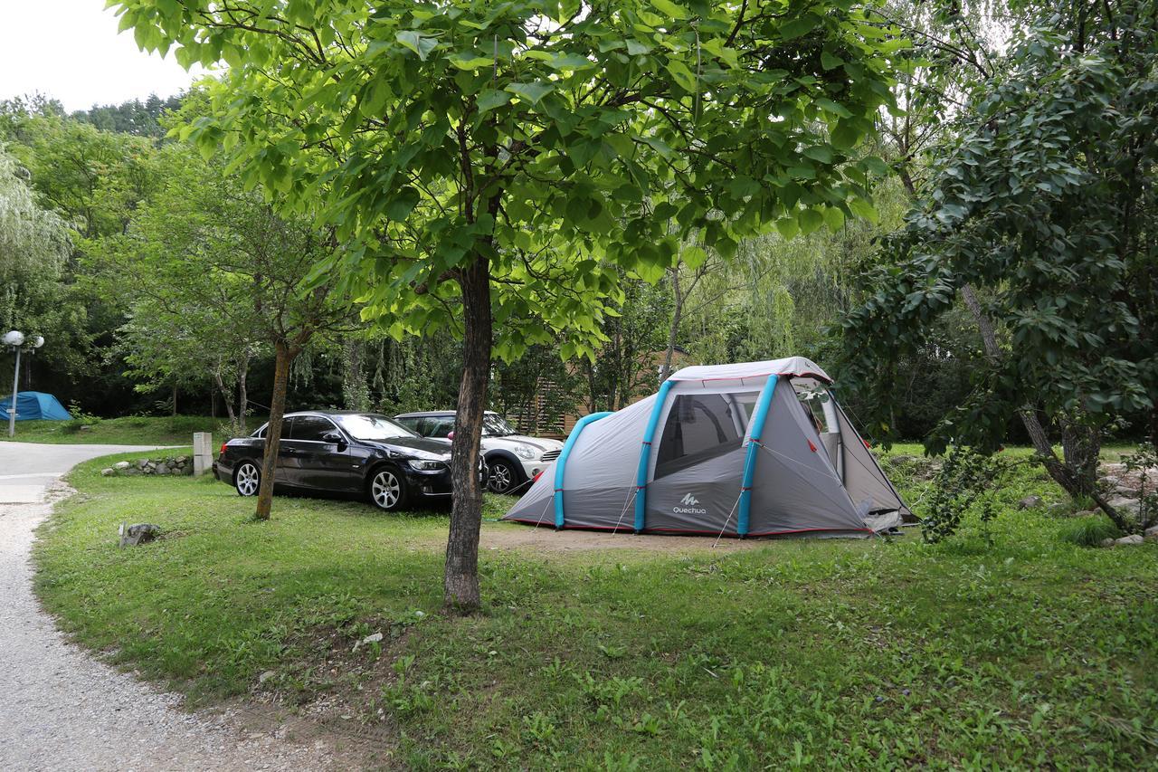 Camping La Ferme De Castellane Luaran gambar