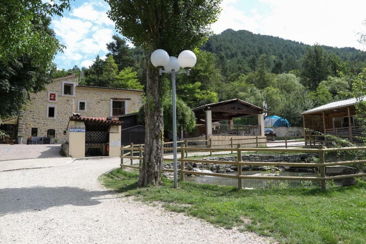 Camping La Ferme De Castellane Luaran gambar